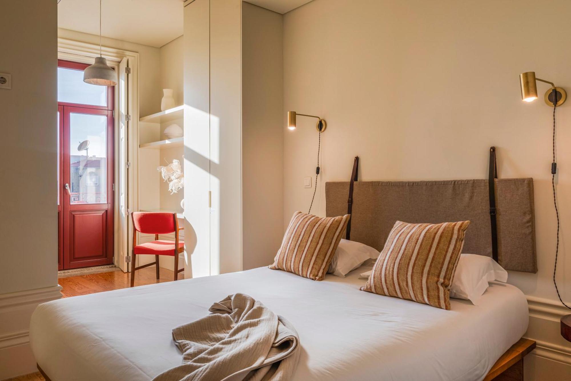 Aparthotel Oporto Alves Da Veiga Exterior photo